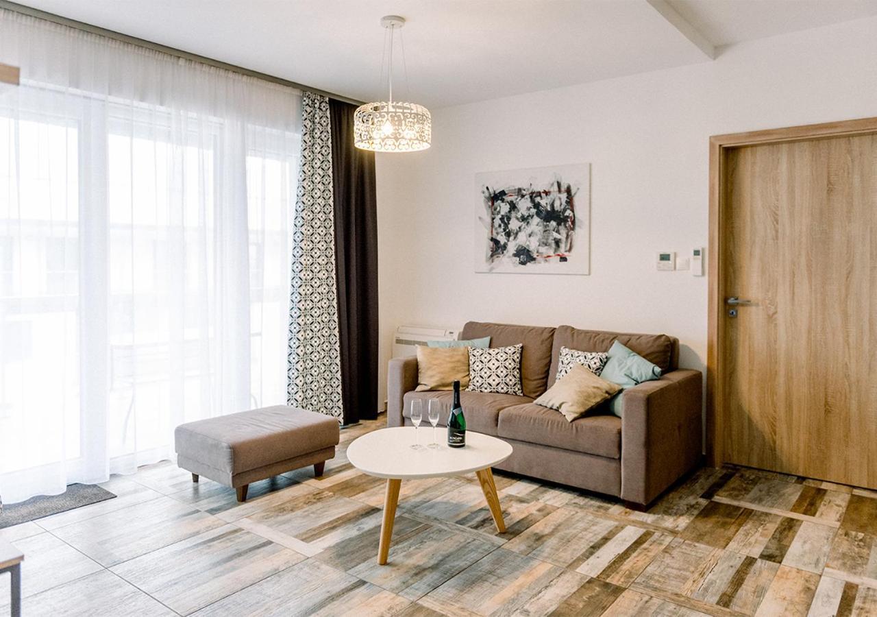 Royal 27 Apartman Кестхей Экстерьер фото
